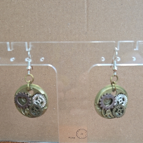 Jewelry - 5 For $25! Steampunk Gear Earrings